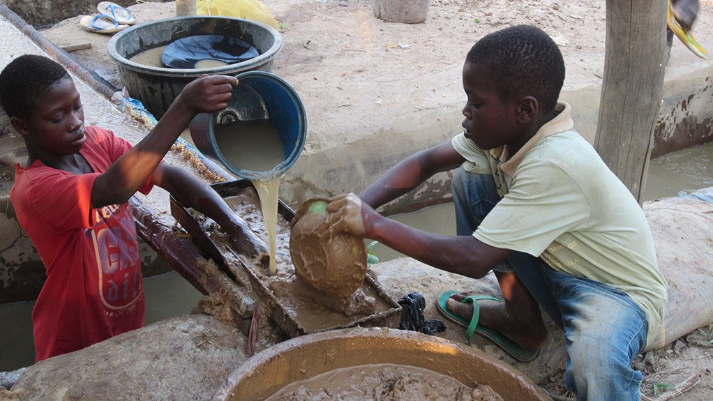 GHANA CHILD LABOUR CHALLENGE Children pull gold ore out of shafts, carry and crush loads of ore and process it with toxic mercury