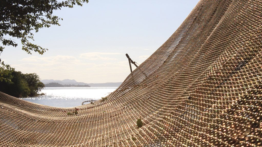 COPPER FISH NETS Copper nets antimicrobial and algaecidal properties are anti befouling which results in healthier and larger fish 
