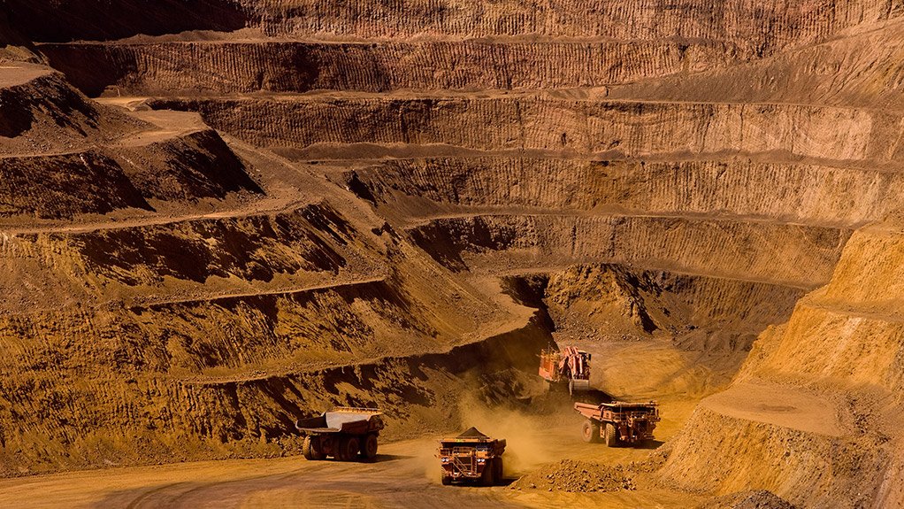 Commodity slump forces Aus mines to seek specialised labour