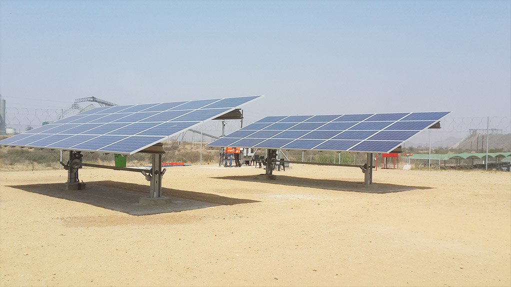 SOLAR TRACKING SYSTEMS, MOGALAKWENA MINE The pilot plant consists of two solar tracking systems with 48 solar modules that follow the path of the sun 