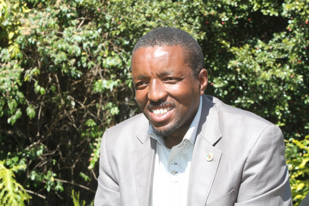 Sanaco secretary-general Thulani Mabuza