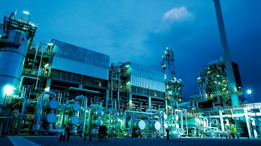 Global expertise  leveraged to service  the liquid fuels and  petrochemicals industries