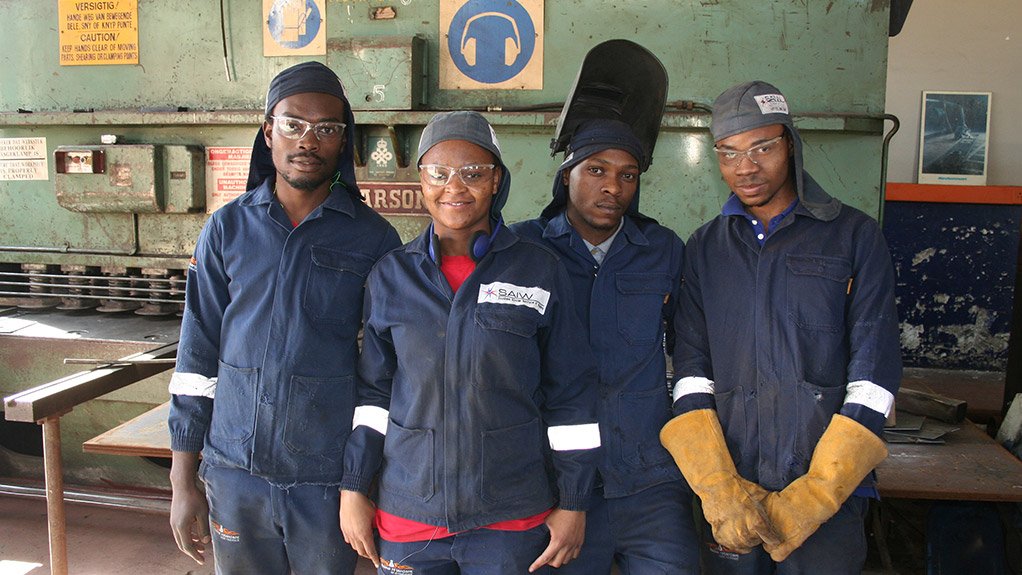 SAIW FOUNDATION STUDENTS
The SAIW Foundation provides training to previously disadvantaged individuals 
