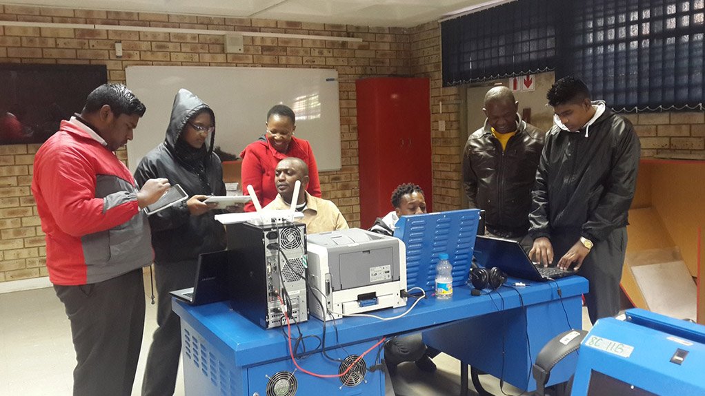Broadlink provide connectivity to 2 500 learners in Orange Farm and Lenasia