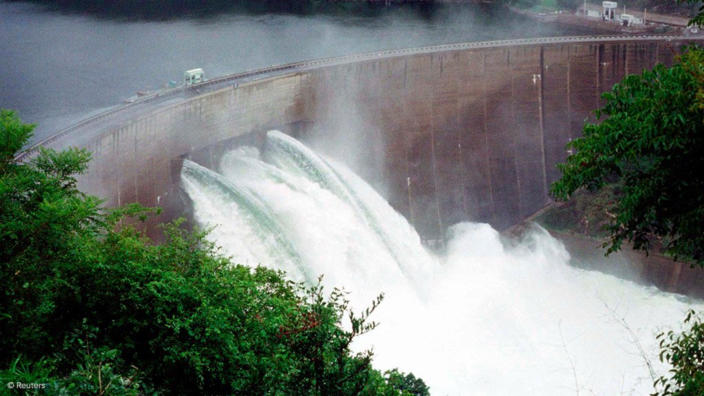 KARIBA DAM
Without urgent repairs, the entire dam would collapse and a tsunami would flow over the Zambezi Valley and reach the Mozambique border within eight hours
