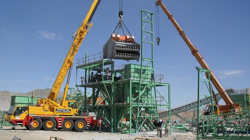 PREFERRED EQUIPMENT
A Joest vibrating screen in a gold application in Namibia