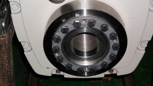 INNOVATIVE Shrink disks were used to clamp the gear units to the shafts, which enabled the company to eliminate keyways on the gear box pulley and the shaft head pulley