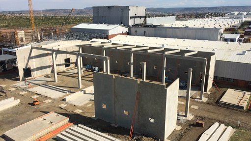 SUMITOMO PROJECT
Using the tilt-up method on Sumitomo Rubber South Africa’s factory expansion project reduced construction time by about two months
