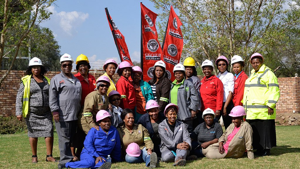 BACK TO BASICS
Members of South African Women in Construction visited PPC’s Hercules plant to learn the basics of cement manufacture
