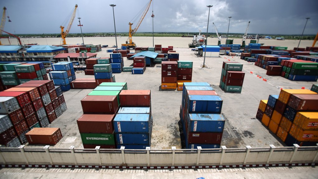 WTO slashes global trade growth on falling import demand, lower commodity prices