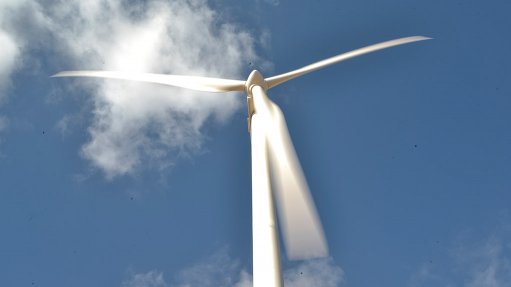 Wind farms seek better, cheaper storage