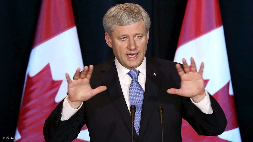 Canada's Prime Minister Stephen Harper speaks during a news conference on the TPP trade agreement, in Ottawa.