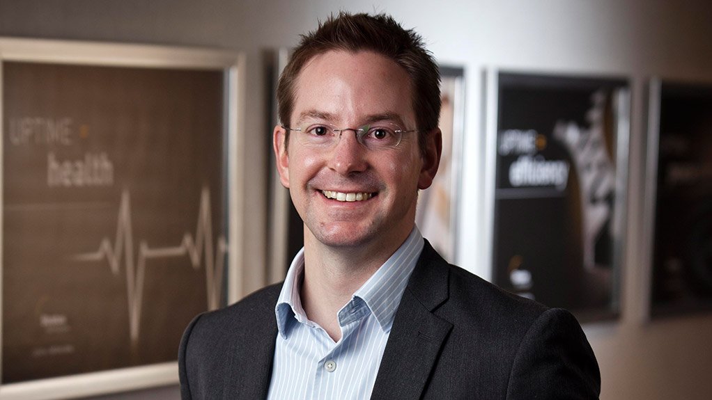 BRENDAN WIDLAKE
The Stratus fault-tolerant servers enable data processing in two places at once, preventing losses of data and ensuring continuity