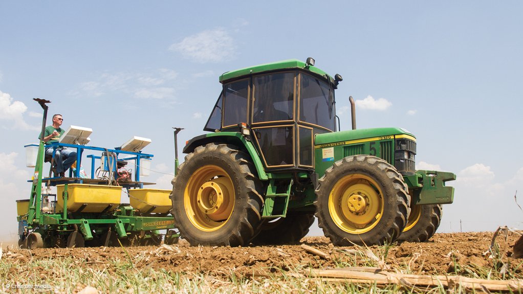 Western Cape to honour top agricultural employee