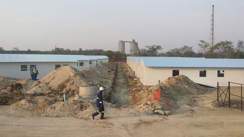 ACCOMMODATION FAST-TRACKED
The project scope for the Zimbabwe mine will house 500 people and entails offices and accommodation 
