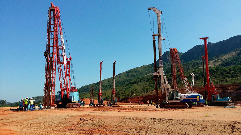 FOUNDATION JOBS COMPLETED Franki Africa's tender submissions were based on predrilled driven cast-in-situ piles