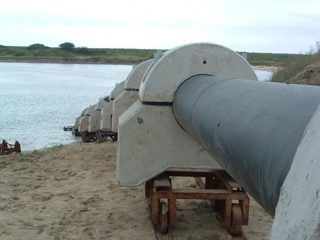 CEMENT REHABILITATION 
Sika products rehabilitated 432 m2 of cement at the Maitland River Mouth pipeline  
