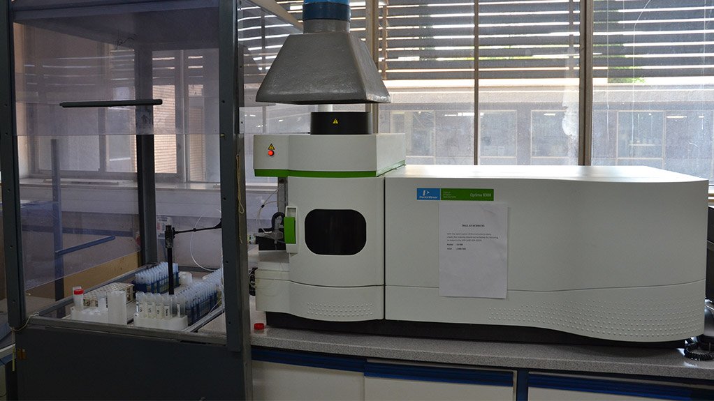 ANALYTICAL INSTRUMENT Mintek’s Analytical Services Division’s new inductively coupled plasma mass spectrometry instrument, similar to this one, will be commissioned at the end of January 