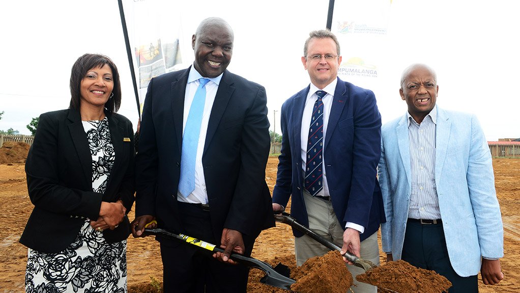 Glencore Coal COO Murray Houston, third from left, with district health director Cheryl Nelson, Steve Tshwete mayor Mike Masina and district health manager Joshua Mothlamme