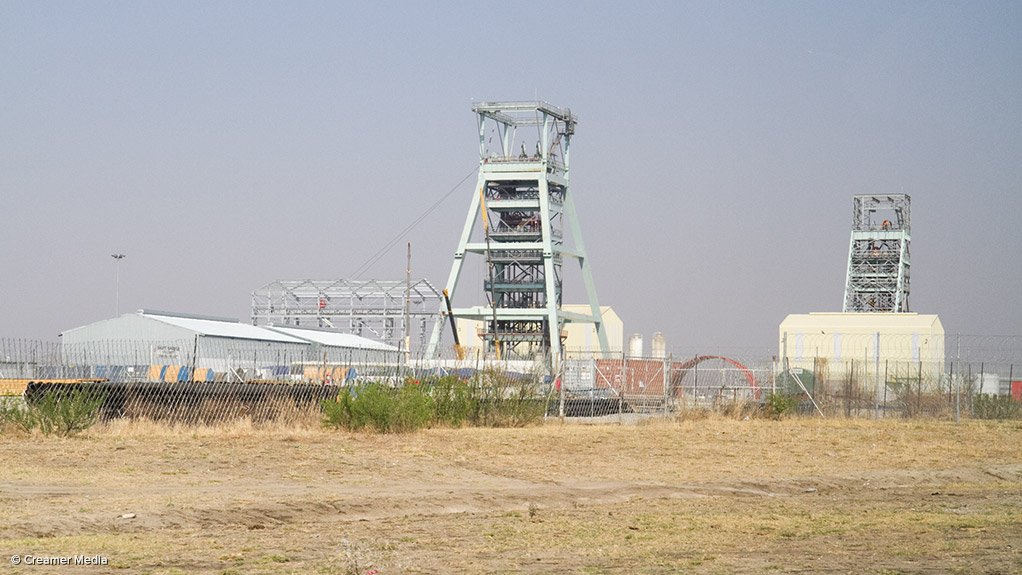 WORK IN PROGRESS The development and construction of ventilation shaft No 1, silo 2 and appropriate workshop infrastructure at Styldrift is being advanced during the second half of 2015