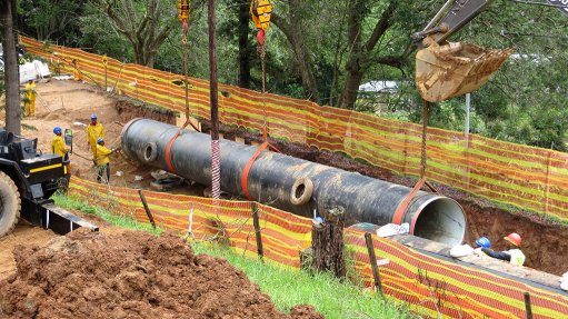 PLANS ON TRACK 
Completing Phase 2 of Durban’s Western Aqueduct project will ensure that the eThekwini region has some of the best bulk water infrastructure 