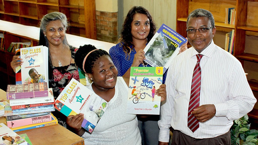 KwaZulu-Natal Future Leader gives library to her community