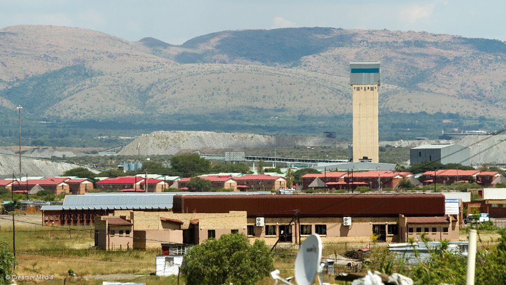Lonmin rights issue undersubscribed