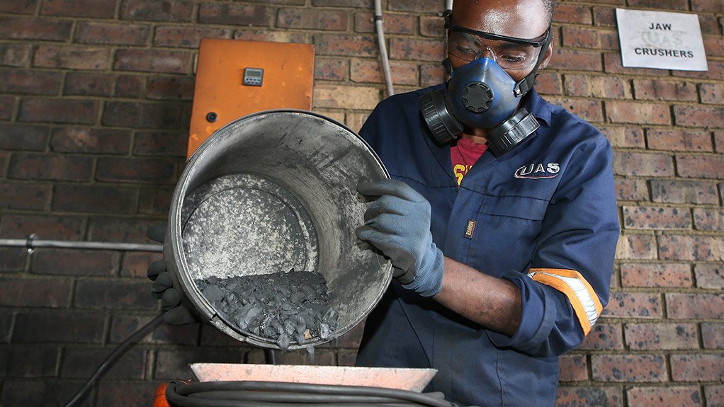 QUALITY SERVICE PRIORITISED
Umzamo Analytical Services is eager to determine where its analytical services could be applied in Africa