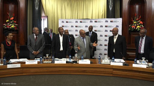 Zuma meets new planning commissioners