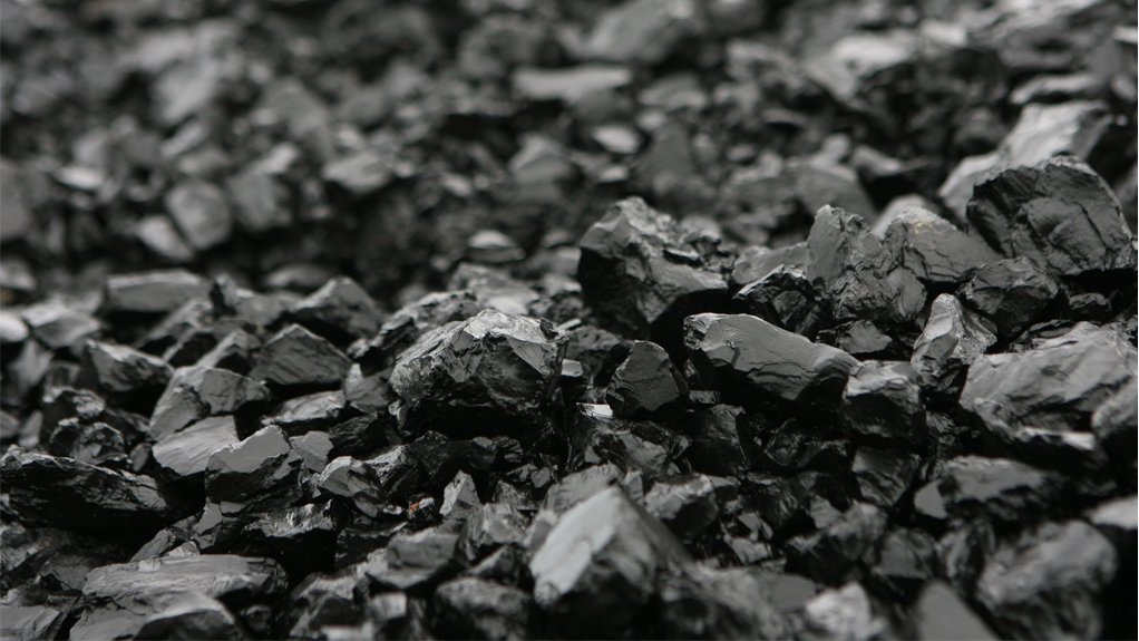 US suspends new federal coal leases for three years