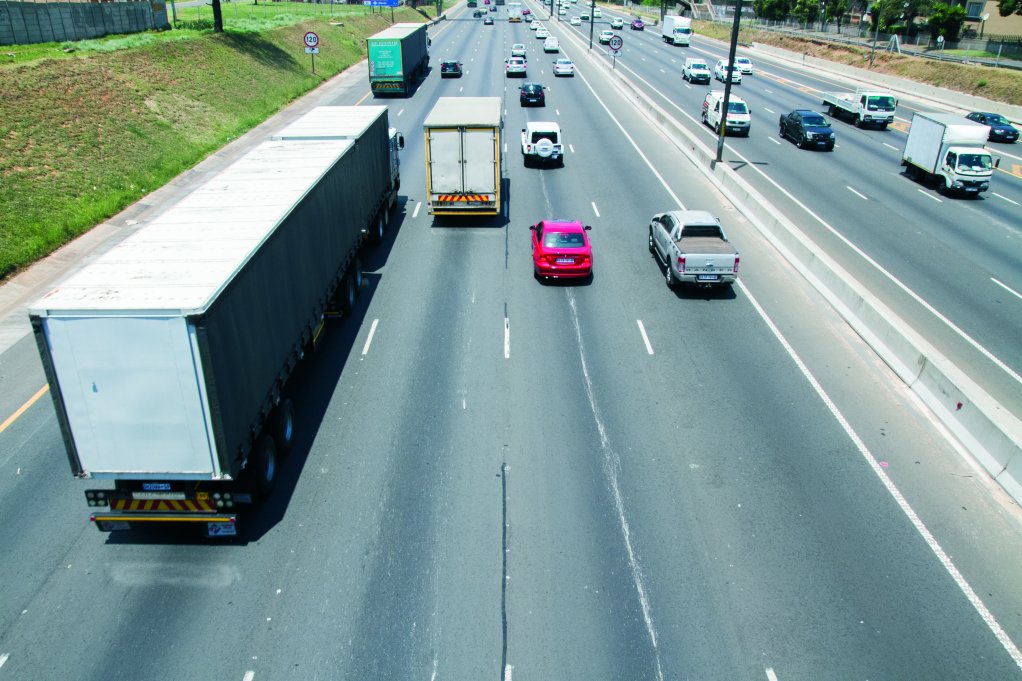  SA new truck sales to decline 1.2% in 2016, forecasts Volvo