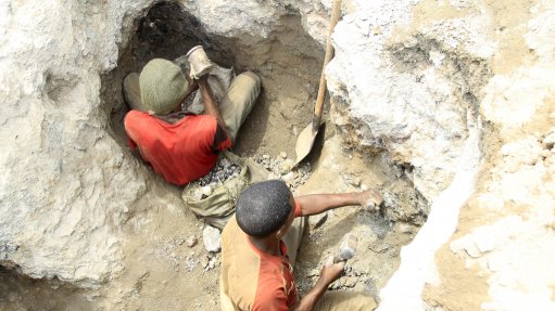 Artisanal cobalt miners in the DRC