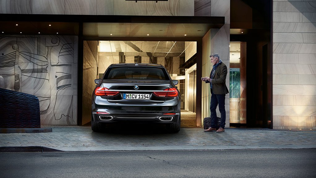 Remote parking on the 7 Series