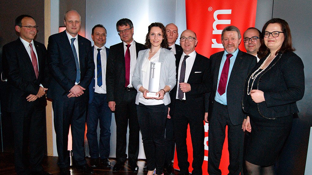 Internorm awards LISEC with the „Supplier Award 2015“