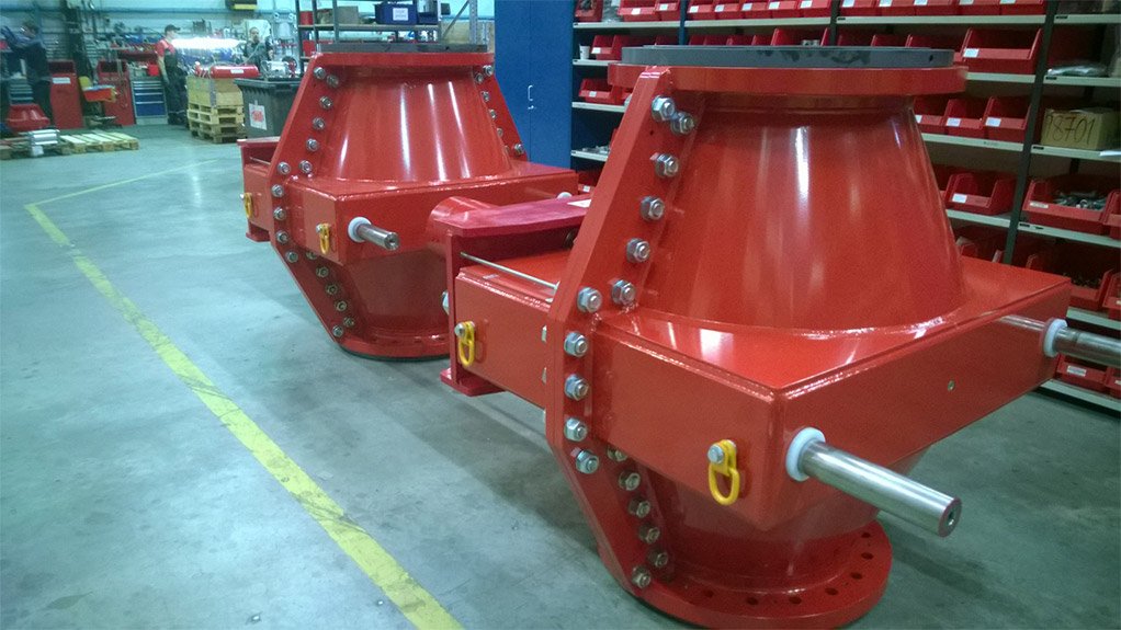 SLURRY VALVE
Pinch valves are suitable for slurry applications, owing to their high operating pressures
