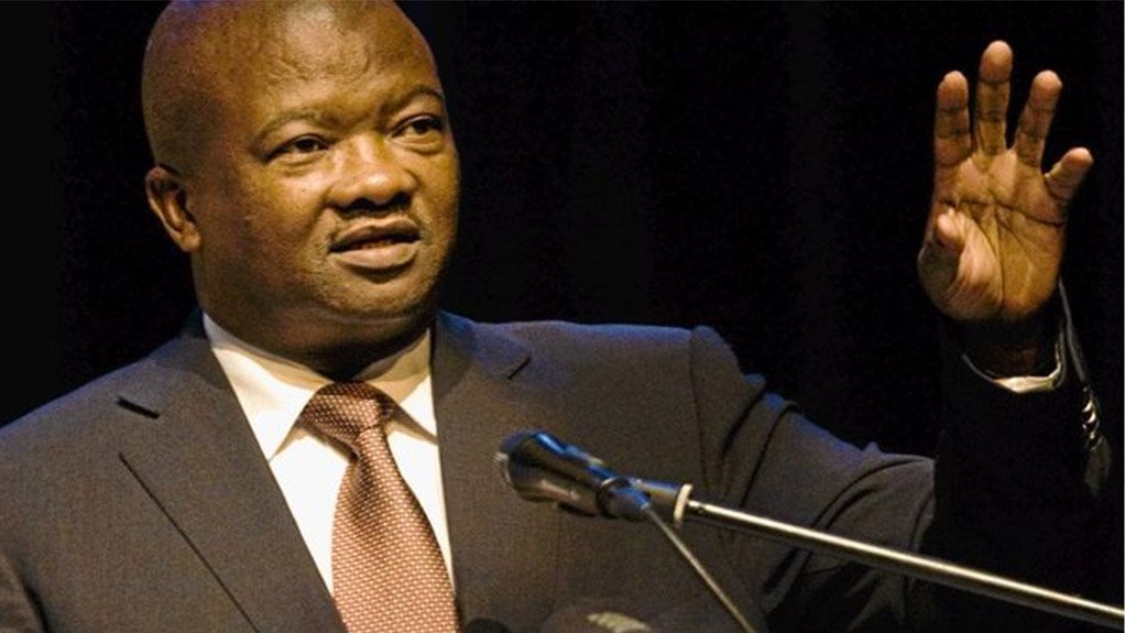 Bantu Holomisa