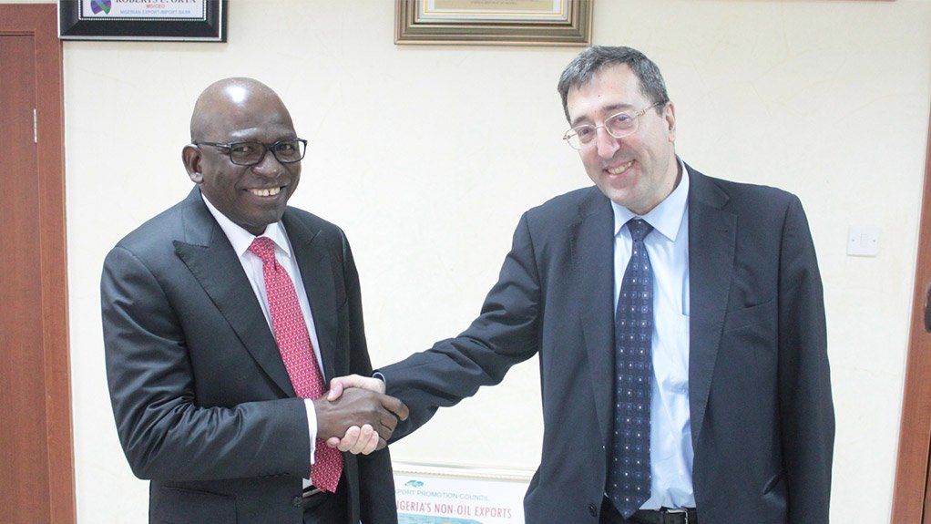 ROBERTS ORYA and FRANCISCO IGUALADA In November 2015, the Nigerian Export-Import Bank received a team from the World Bank to share ideas on how to enhance Nigeria’s mining sector 