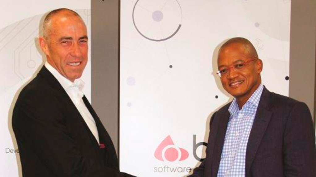 BBD CEO Peter Searle and Sphere CEO Itumeleng Kgaboesele