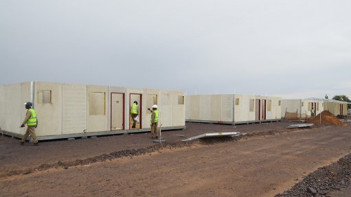 CONSTRUCTION EFFICIENCY 
The Afripanel modular building system is designed to reduce construction time on site 
