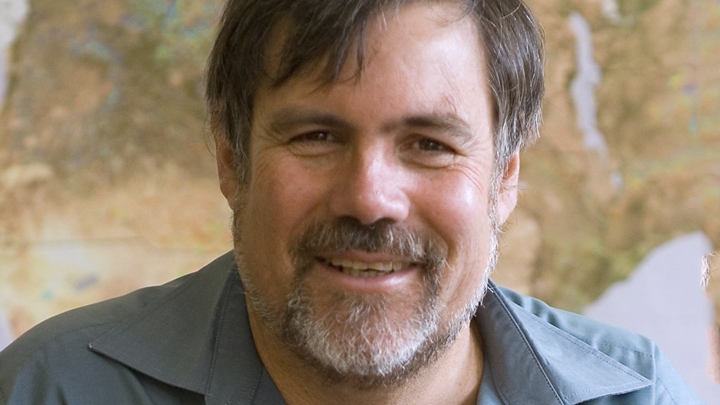 BOB SCHOLES
Shale gas development in the Karoo is turning out to be not as straightforward as was initially envisioned
