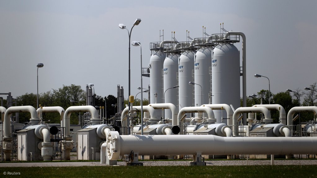 TransCanada to buy US natural gas pipeline operator Columbia for $13bn