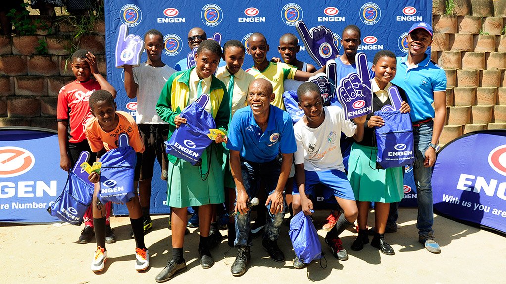 Engen and football partners Supersport United help build grassroots football.