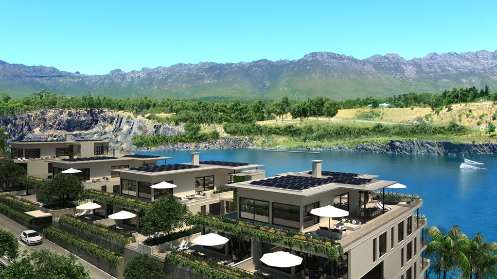 WATERFRONT
Blue Rock Village is situated alongside the only lake in the Cape Town
