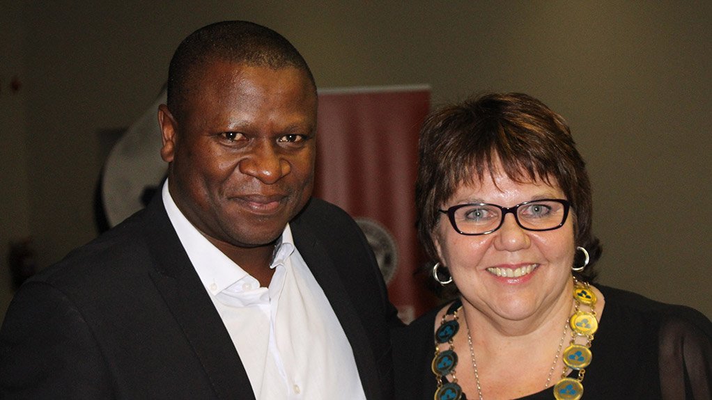Concrete Society of Southern Africa outgoing president Tseli Maliehe and president Hanlie Turner