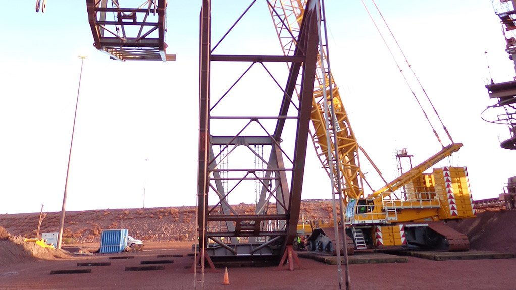 Two Heavy Lifts On Mine Site Completed In 11 Days By Johnson Crane Hire