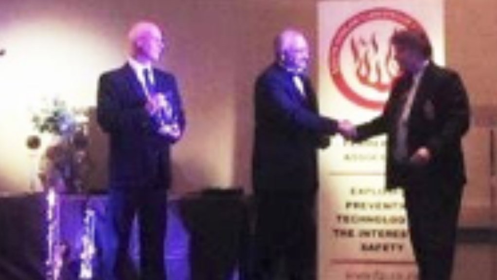 Mr. Thys Wehmeyer receiving the SAFA award for the Most Innovative Product or Engineer Solution of the Year 2015
