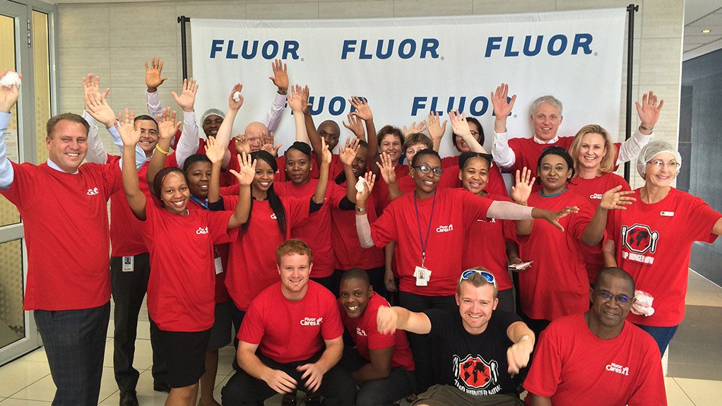 Fluor South Africa Volunteers Pack over 10 000 meals for Ikageng AIDS Ministry in Soweto