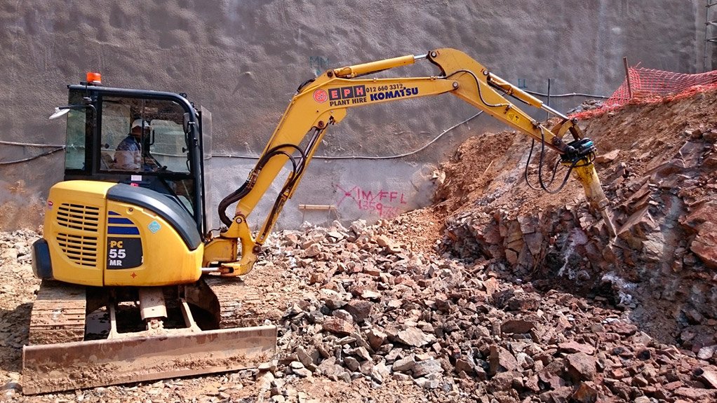 Earthmoving specialist EPH commends Atlas Copco hydraulic hammers