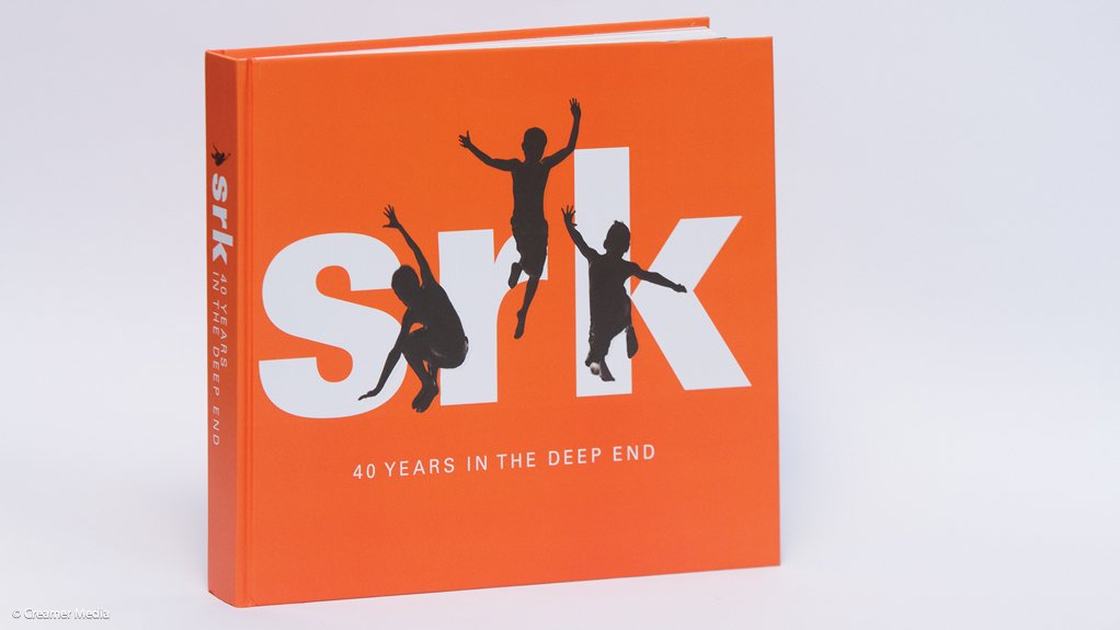 IN THE DEEP END
The book covers SRK’s journey from its formation in Johannesburg, South Africa, by Oskar Steffen, Andy Robertson and Hendrik Kirsten in 1974 to its global presence today 