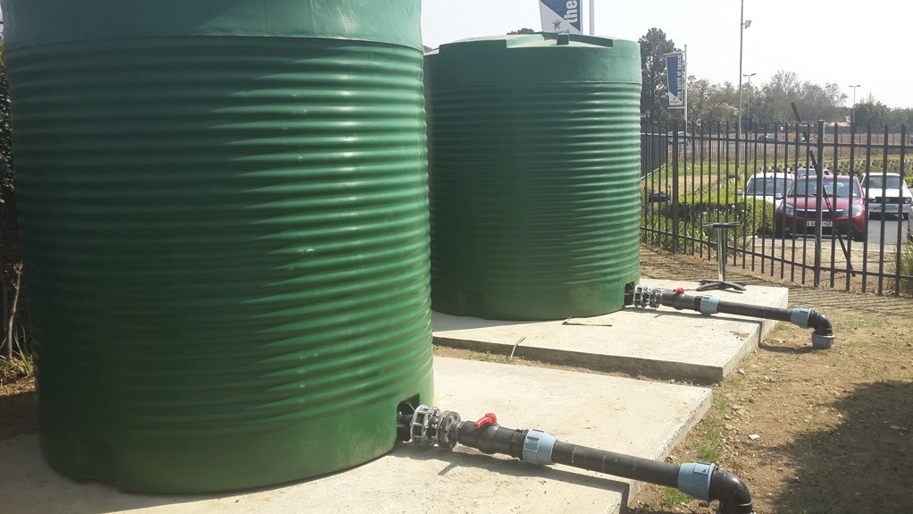 ROTOMOULDED TANKS 
Sinvac has been supplying the South African market since 1962 with rotomoulded products such as water tank